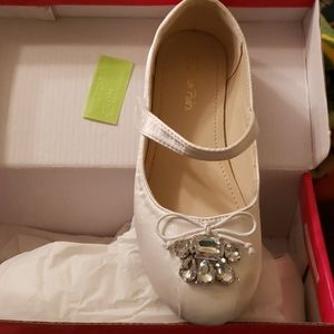 Girls satin dress shoes Size 1
